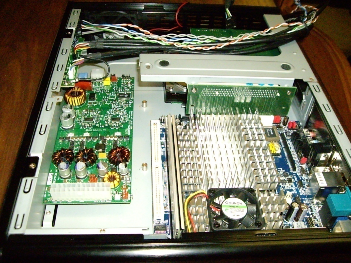 OPUS 120 watt DC-DC Power Supply Photo 1